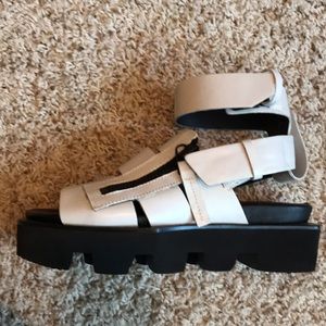 ph7+ Japanese fisherman leather sandal sz38